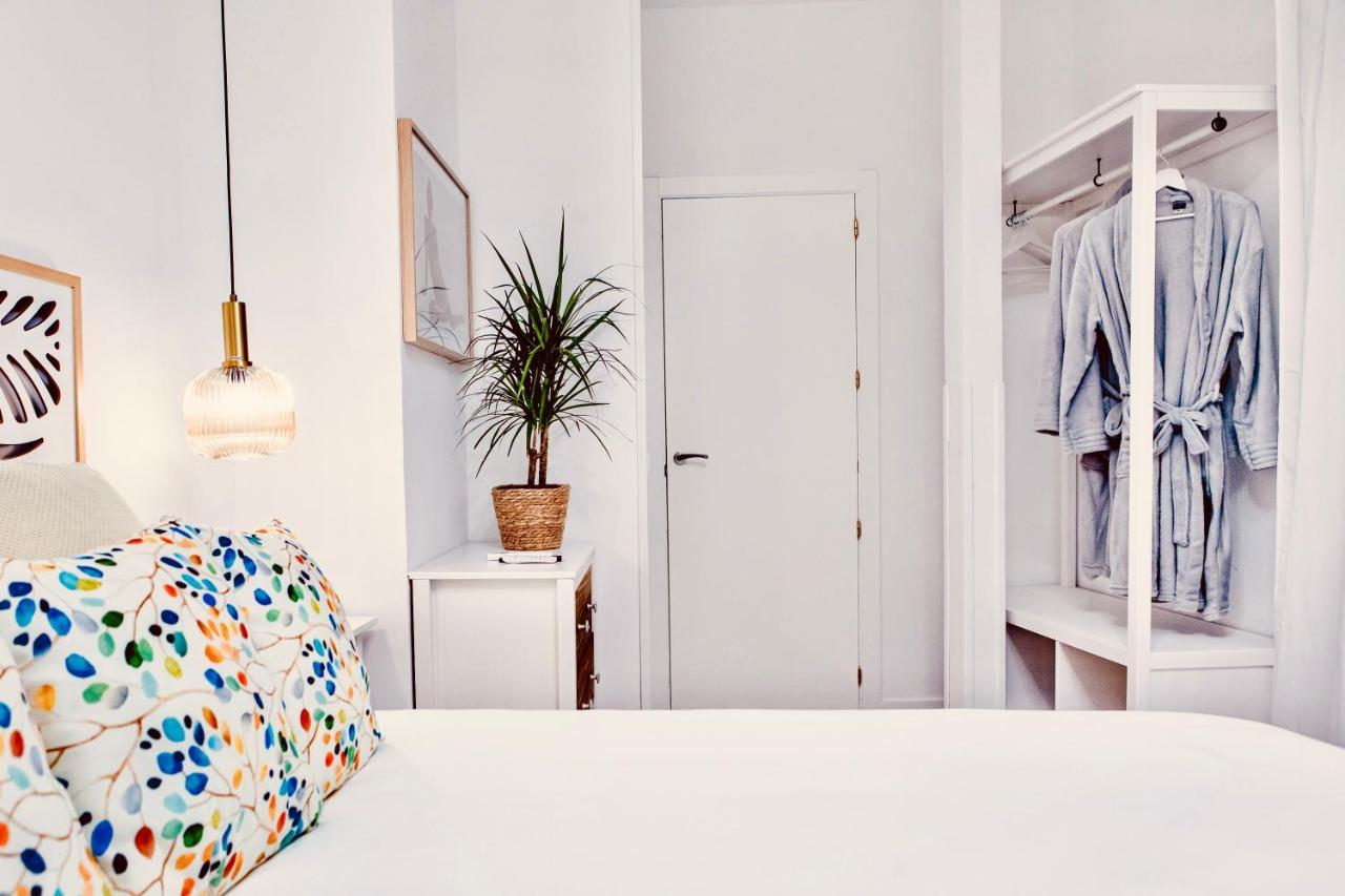 Calle Rodas 3 Central 5 Stars Apartment In Madrid For 6 People المظهر الخارجي الصورة